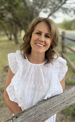 Dr. Traci Simons
